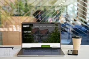 HOSTING - LOGO DESIGN